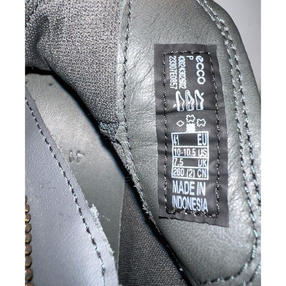 ECCO Soft 7 Low Cut Zip booties. Size 10-10.5(W). - Picture 8 of 8